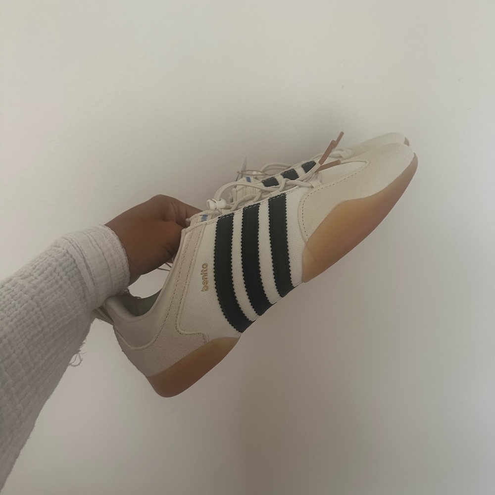 Adidas Para Bad Bunny Ballerina Shoes - Picture 2 of 14